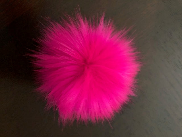 4" bright pink pom pom - uniquemom.shop