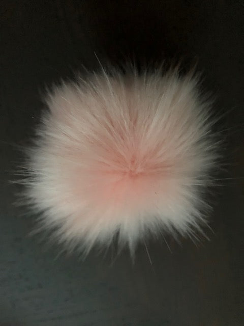 4" powder pink pom pom - uniquemom.shop